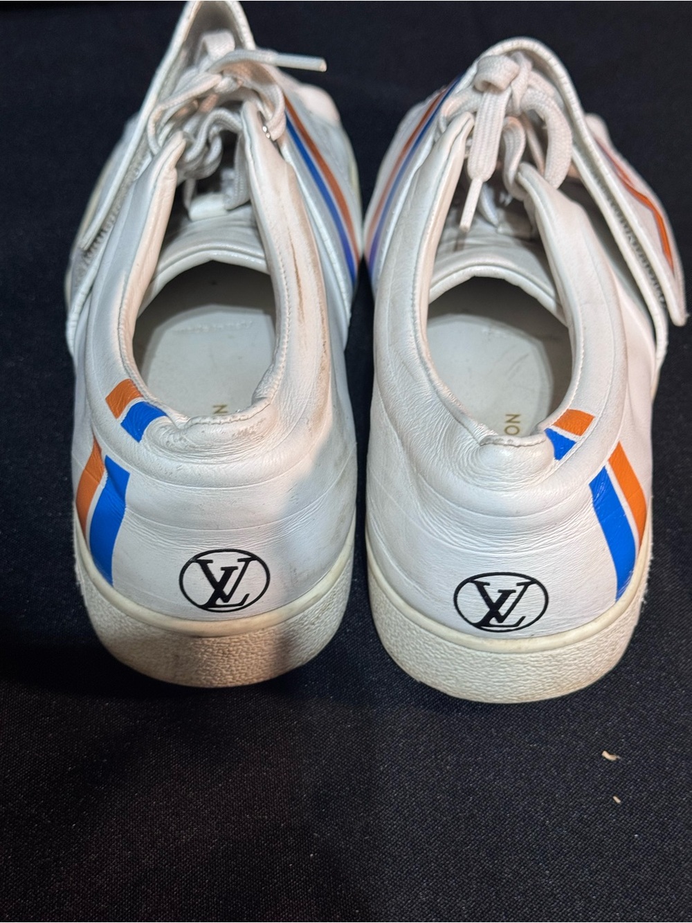 Louis Vuitton women sneakers - Picture 3 of 7